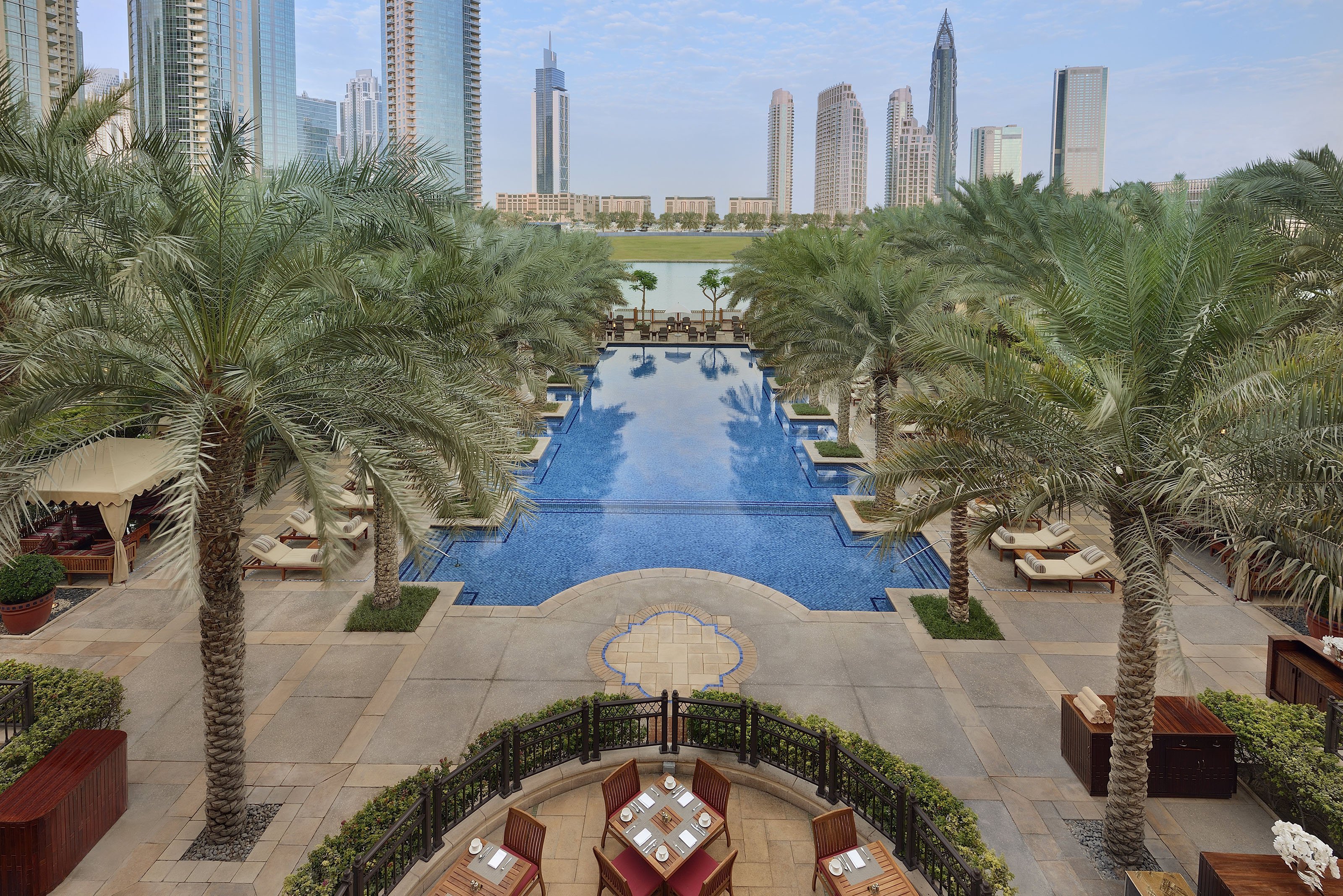 Дубай отели 2023. Палас Даунтаун Дубай. Дубай Палас отель. Дубай отель Downtown отель Palace. Шейх Палас Дубай.