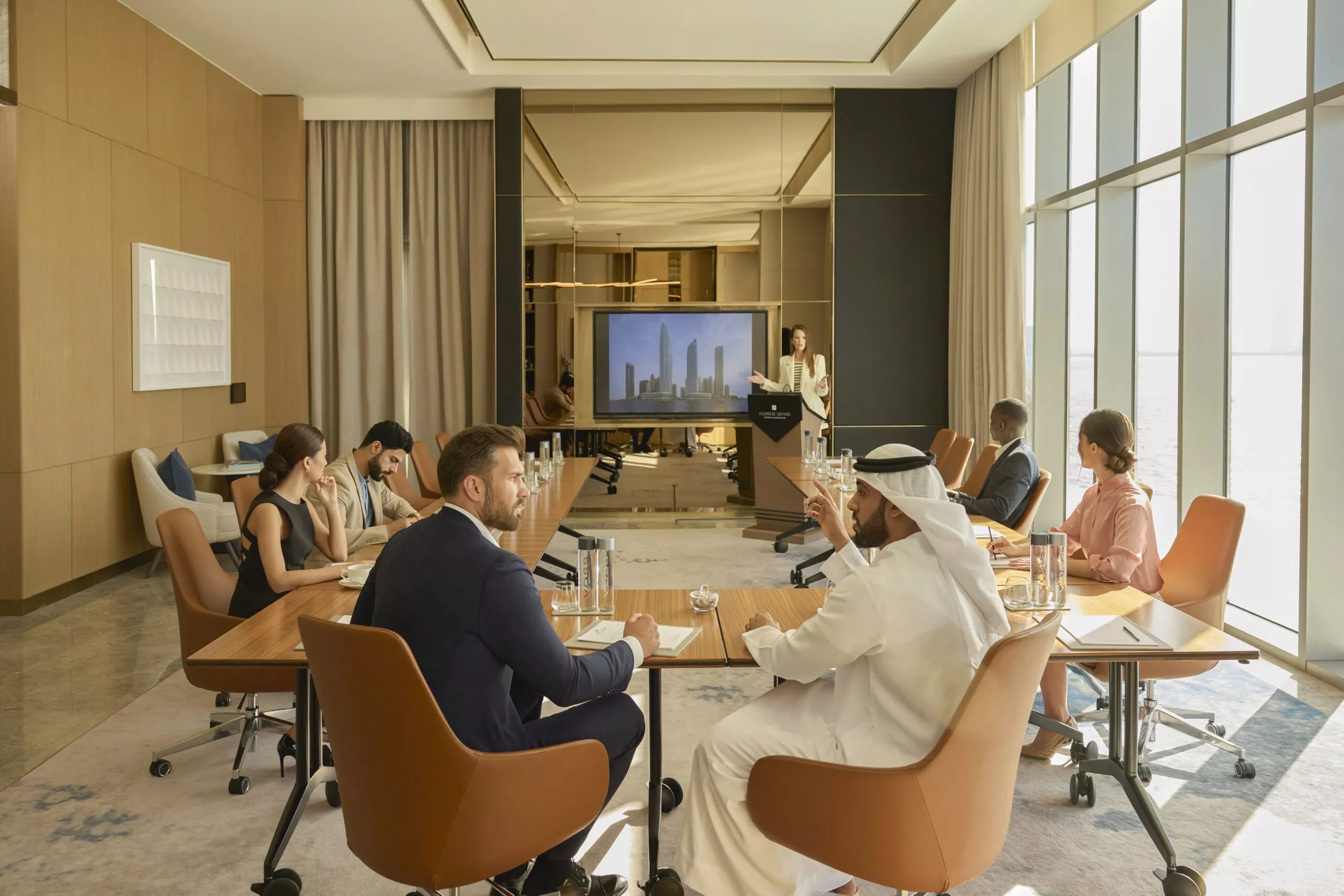 Image for Dubai’s Bustling Business Hub: Top Business Hotels in Dubai for Corporate Travellers